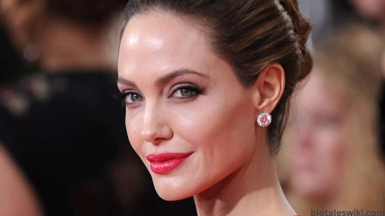 Angelina Jolie Young